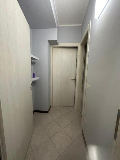 Appartamento Capolaterra ديسينسانو ديل غاردا المظهر الخارجي الصورة